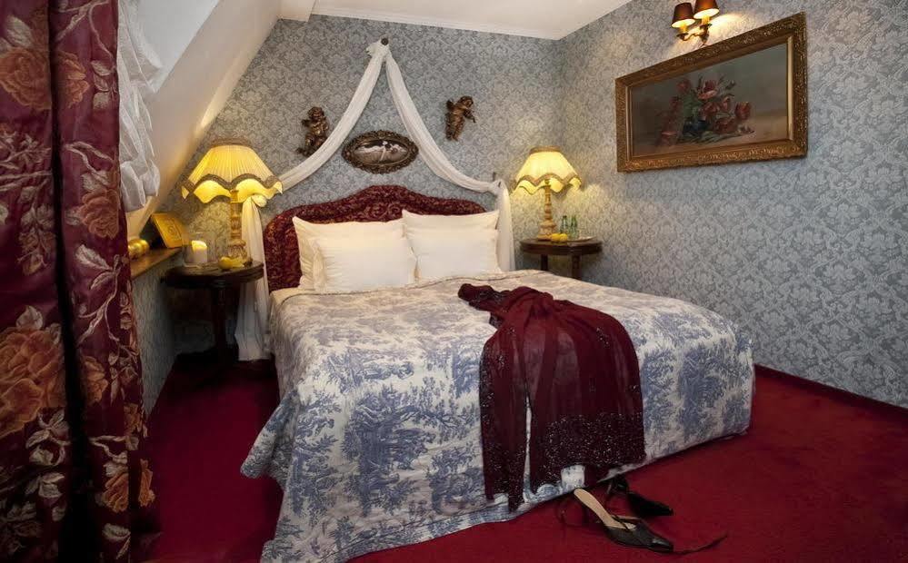 Dwór Giemzów Hotel - Autostrada A1 Łódź Kültér fotó